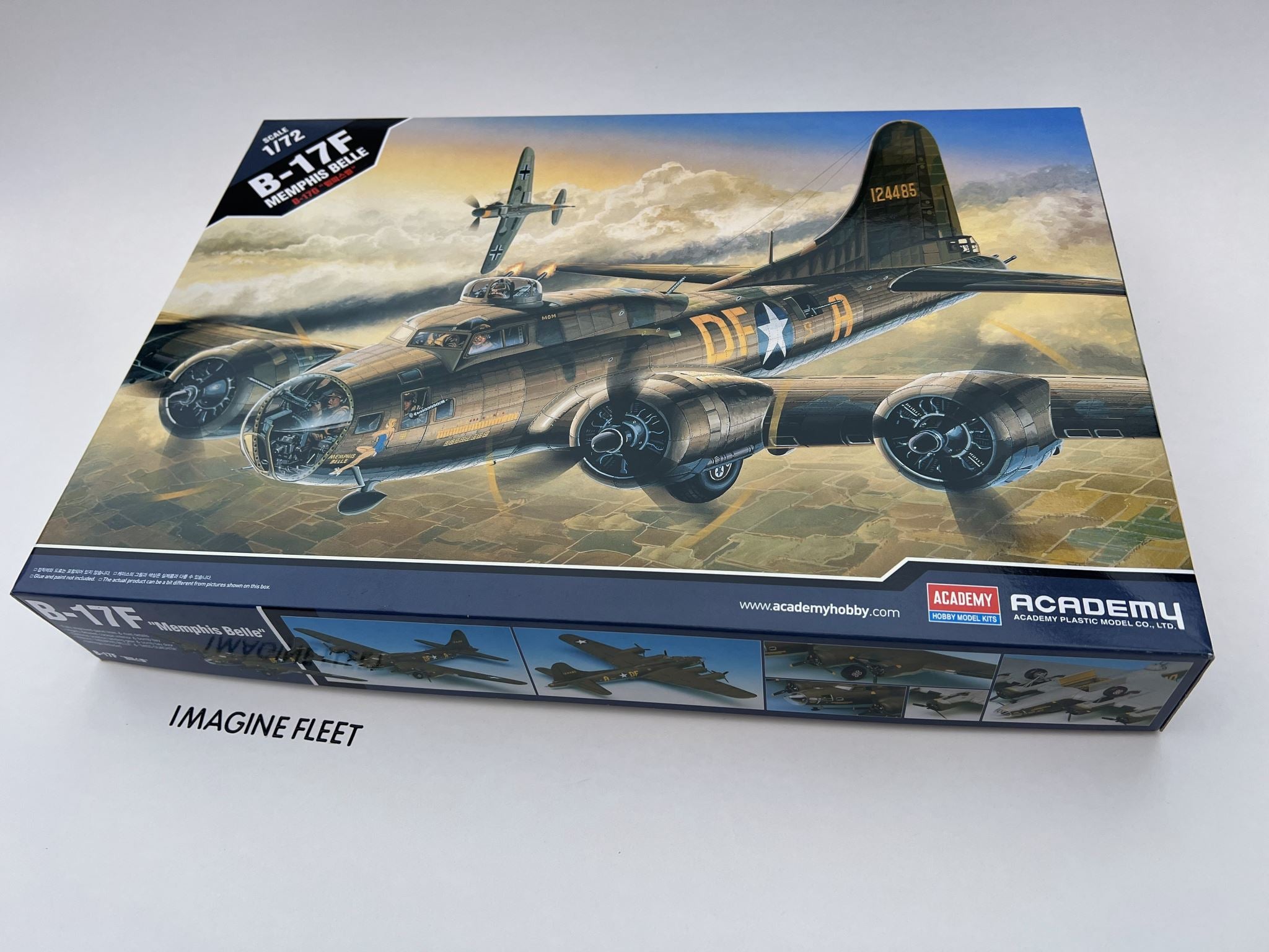 B-17F Flying Fortress "Memphis Belle" Academy | No. 12495 | 1:72