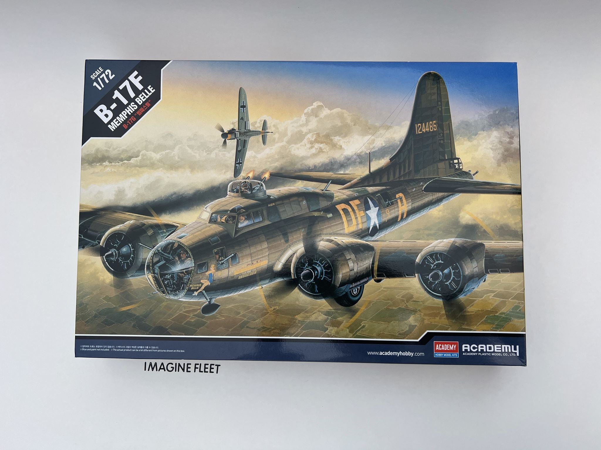 B-17F Flying Fortress "Memphis Belle" Academy | No. 12495 | 1:72