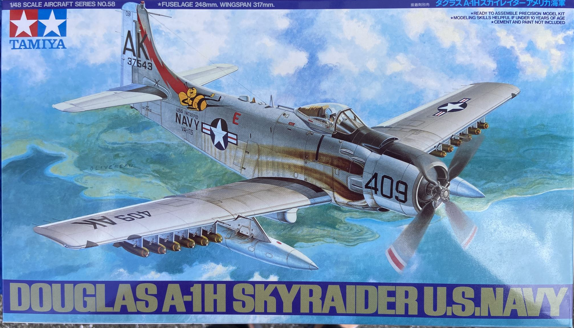 Douglas A-1H Skyraider U.S. Navy Tamiya | No. 61058 | 1:48