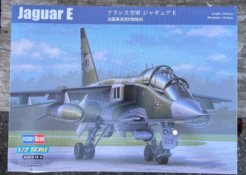 Hobbyboss 1/72 Jaguar E