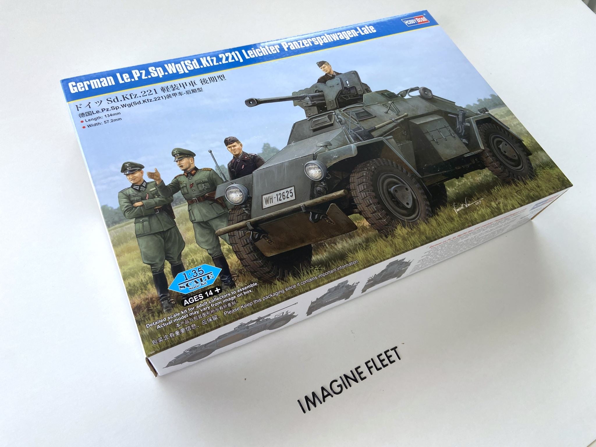 Le.Pz.Sp.Wg. (Sd.Kfz. 221) Leichter Panzerspähwagen (late) HobbyBoss 83814 1:35