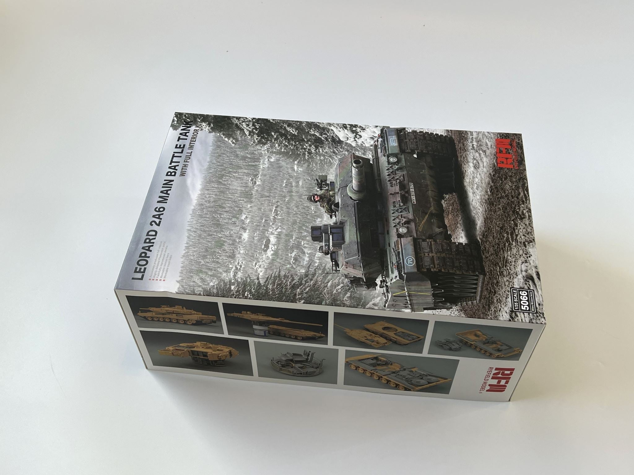 Leopard 2A6 Main Battle Tank with Full Interior RFM | No. RM-5066 | 1:35