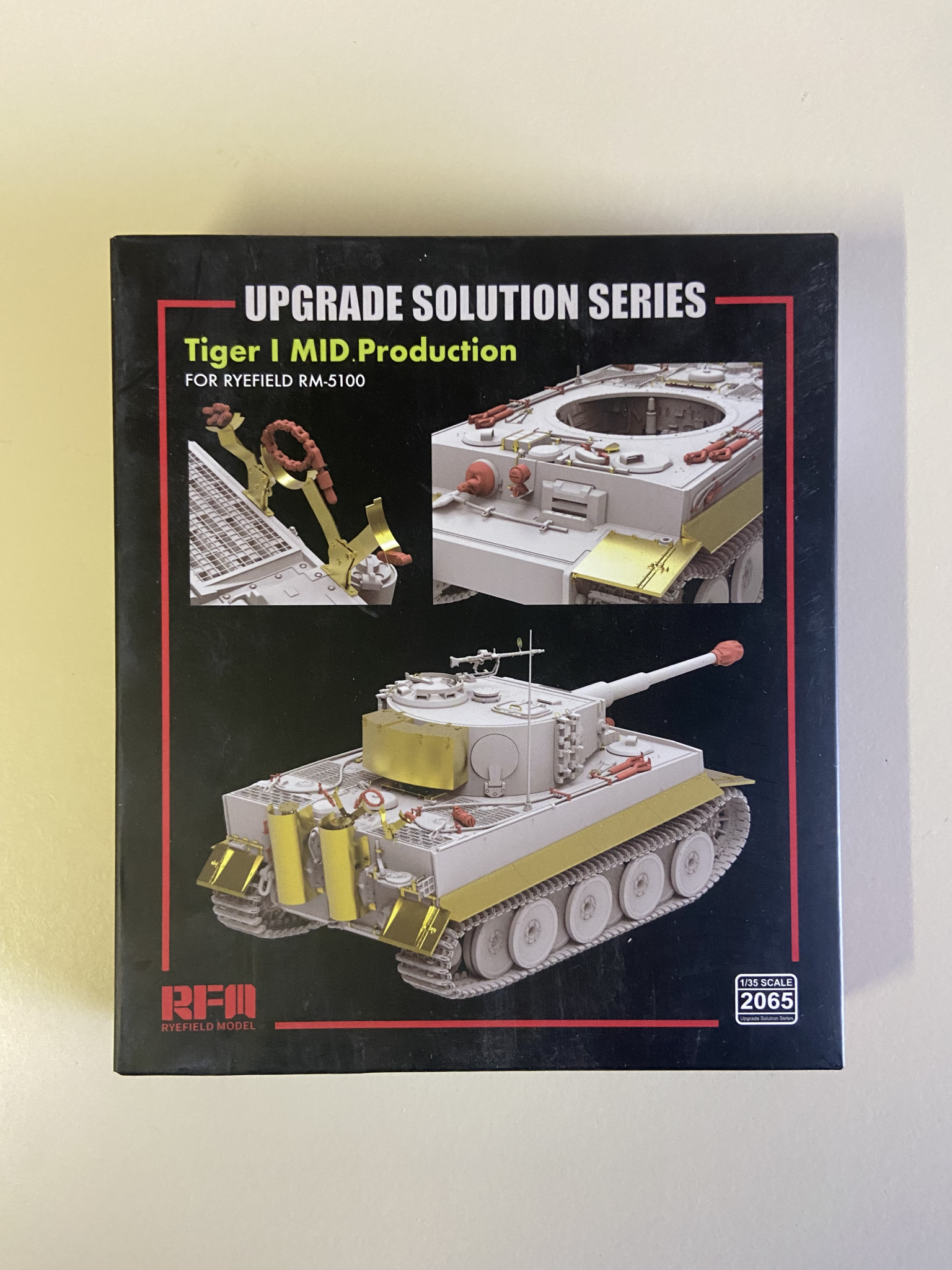 Upgrade set for Pz.Kpfw. VI Ausf. E Tiger I MID. Production  RFM RM-2065 1:35