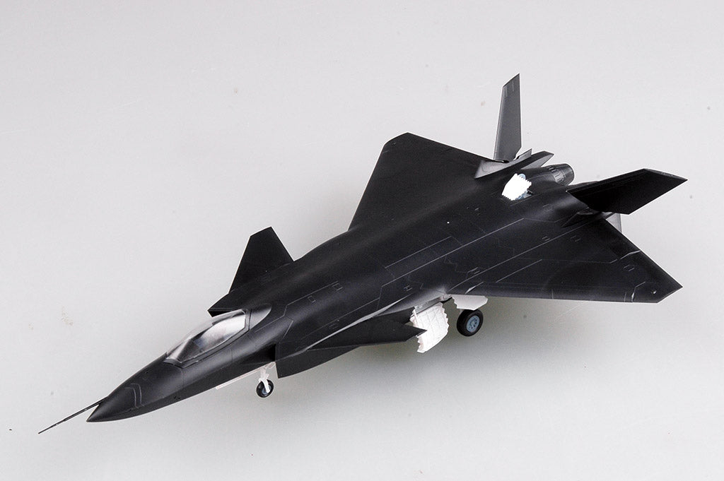 Chinese J-20 Mighty Dragon Trumpeter | No. 01663 | 1:72