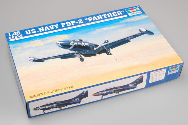 US. Navy Grumman F9F-2 "Panther" Trumpeter | No. 02832 | 1:48