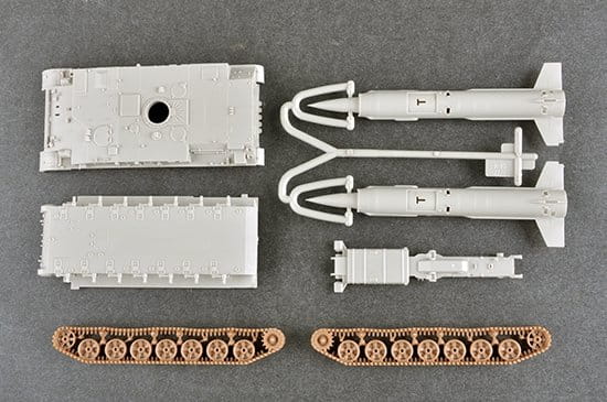 Trumpeter 07178 - 1:72 Soviet 2K11A TEL w/9M8M Missile Krug-a SA-4 Ganef