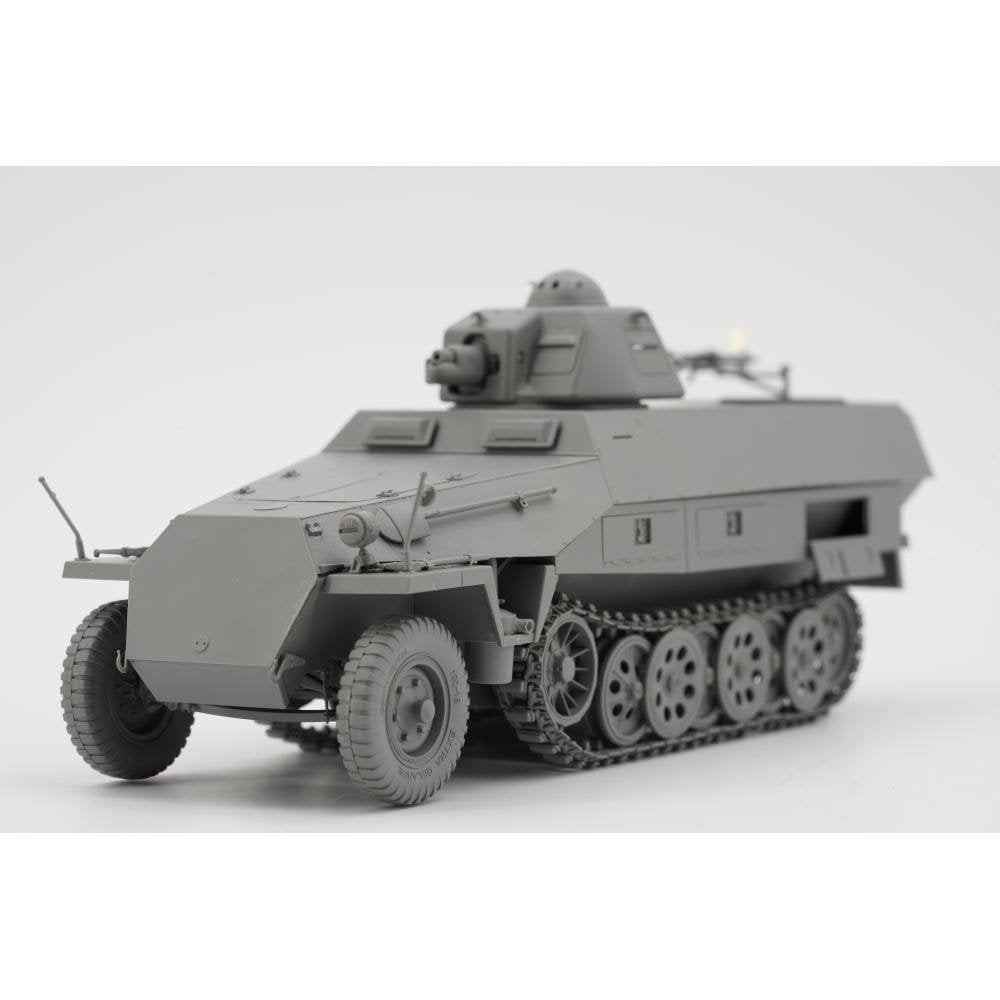 Border Model BT-042 Sd.Kfz.251 Ausf.D w/ R35 Turret 1/35