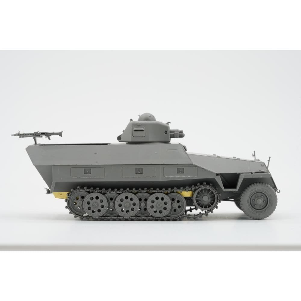 Border Model BT-042 Sd.Kfz.251 Ausf.D w/ R35 Turret 1/35